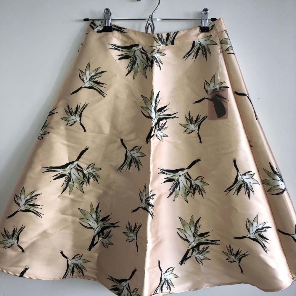 A-line yellow skirt